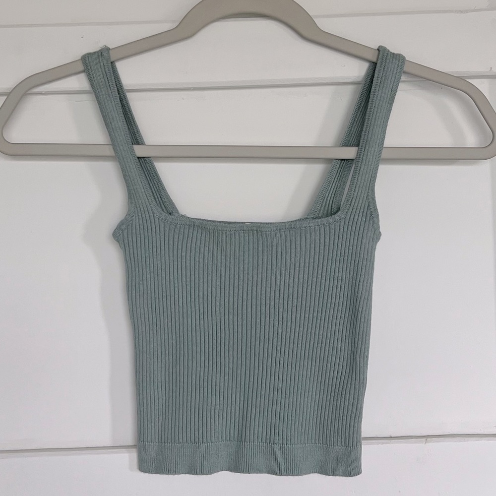 Garage crop top